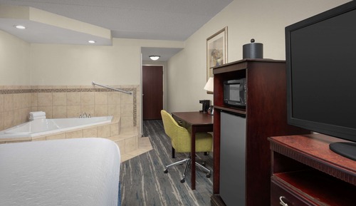 Zimmer, 1 King-Bett, Whirlpool