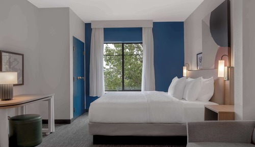 Zimmer, 1 King-Bett, barrierefrei, Badewanne (Mobility)