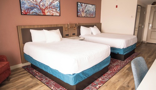 Zimmer, 2 Queen-Betten, barrierefrei