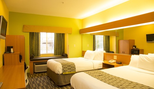 Standardzimmer, 2 Queen-Betten