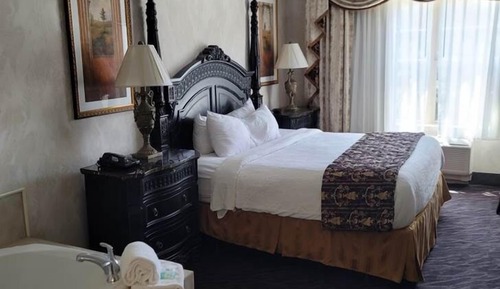 Presidential-Zimmer, 1 King-Bett, Nichtraucher (Mirror)