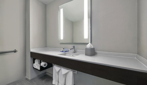 Standardzimmer, 1 King-Bett, barrierefrei (Communications, Accessible, Tub)