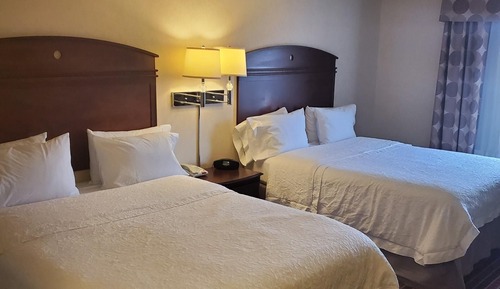 Zimmer, 2 Queen-Betten, barrierefrei, Nichtraucher