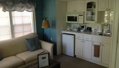 Superior-Studiosuite, 1 King-Bett, Kühlschrank und Mikrowelle, zum Innenhof hin