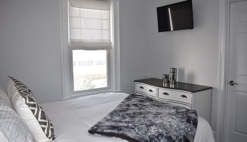 Classic-Zimmer, 1 Queen-Bett, eigenes Bad (15) Queen with Private Bath)