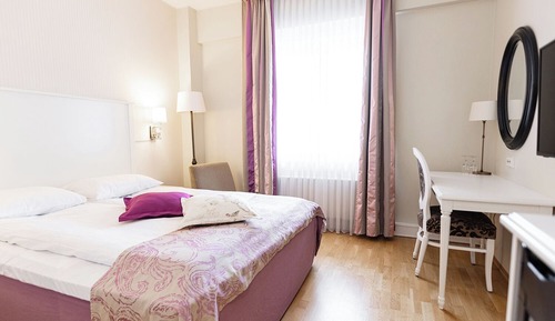 Standard-Doppelzimmer