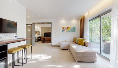 Executive-Suite