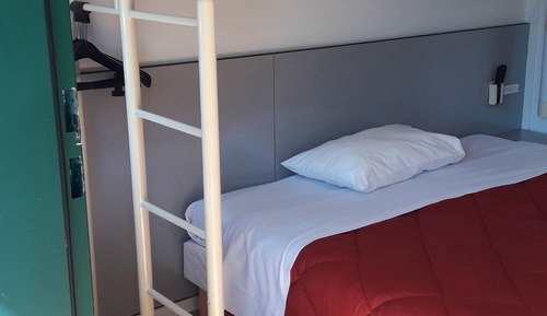 Standardzimmer, Mehrere Betten (1 Double and 1 Single bed)