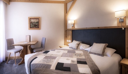 Traditional-Zimmer, 1 Queen-Bett