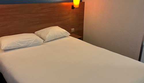 Standardzimmer, Mehrere Betten (1 Double and 1 Single bed)