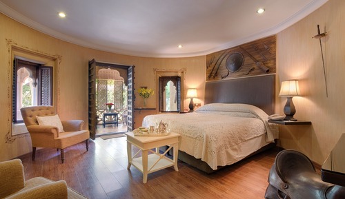 Luxury-Suite