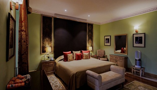 Presidential-Suite