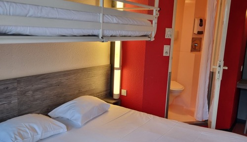 Zimmer, 1 Doppelbett