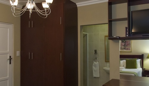 Comfort-Zimmer, 1 Schlafzimmer (Rm 7, Double bed, garden access)