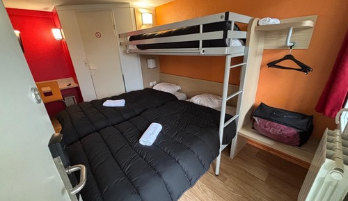 Standard-Dreibettzimmer