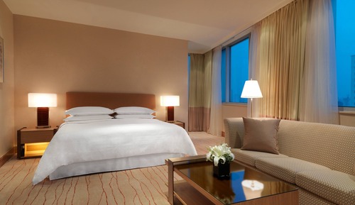 Zimmer, 1 King-Bett, Stadtblick