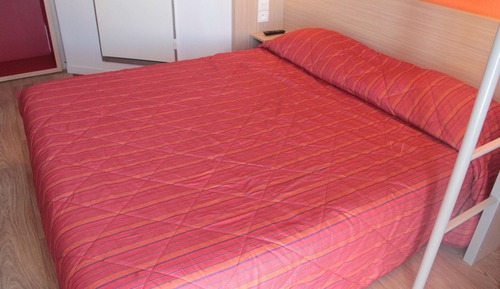 Standardzimmer, Mehrere Betten (1 Double and 1 Single bed)