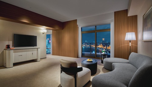 Panoramic-Suite, 1 King-Bett, Flussblick