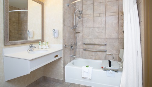 Suite, 2 Queen-Betten, barrierefrei (Communications, Accessible Tub)