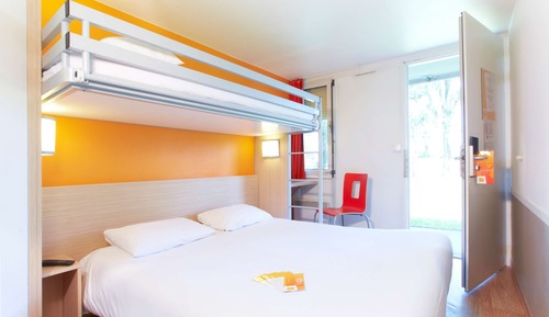 Standardzimmer, Mehrere Betten (1 Double and 1 Single bed)