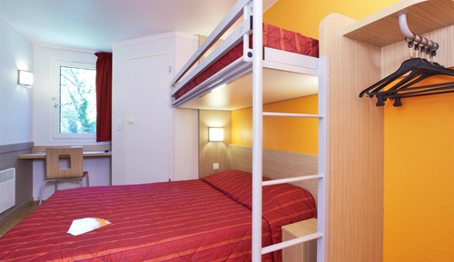 Standardzimmer, Mehrere Betten (1 Double and 1 Single bed)