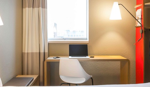 Standardzimmer, 1 Doppelbett und Schlafsofa (1 place)
