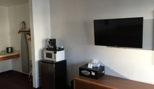 Einzelzimmer, 1 Queen-Bett (No Pets)