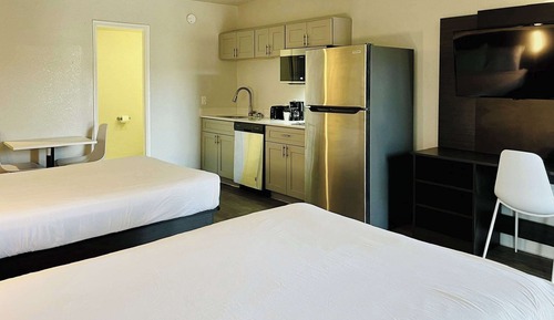 Standardzimmer, 2 Doppelbetten, barrierefrei, Nichtraucher