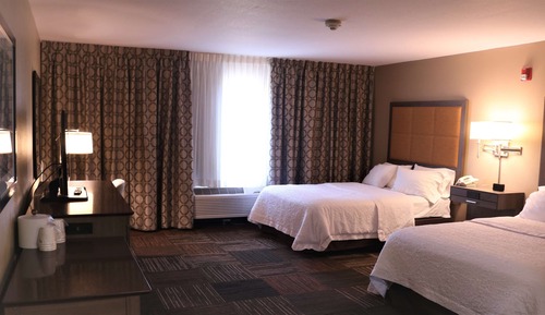 Zimmer, 2 Queen-Betten, barrierefrei, Nichtraucher