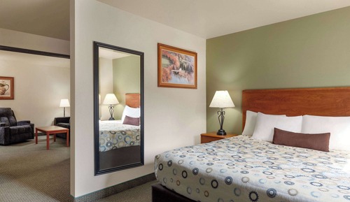 Deluxe-Suite, 1 Schlafzimmer, Nichtraucher (1 King Bed)