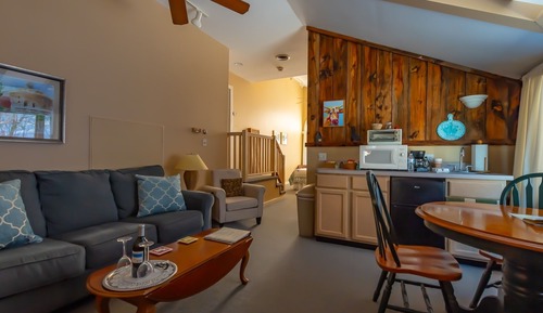 Familien-Suite, eigenes Bad (Rockwell - No Pets)