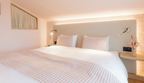 Doppelzimmer (Yama Room)