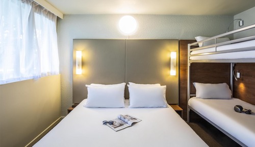 Zimmer, Mehrere Betten