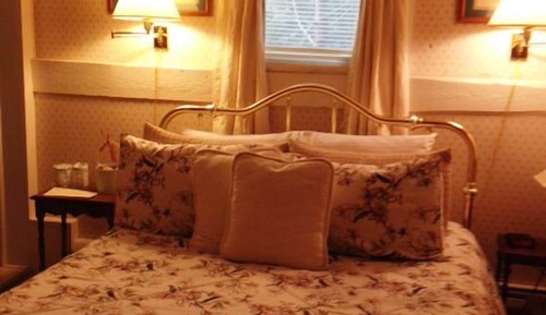Standardzimmer, 1 Queen-Bett (Second Floor - Room 8)