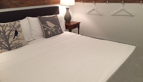 Standardzimmer, 1 Queen-Bett (Second Floor - Room 7)