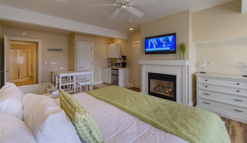 Honeymoon-Studio, 1 King-Bett, Kamin