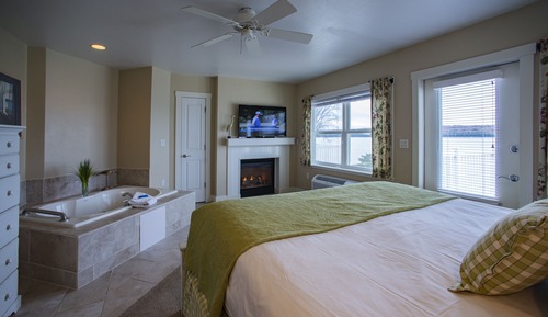 Premium-Apartment, 1 King-Bett und Schlafsofa, Kamin