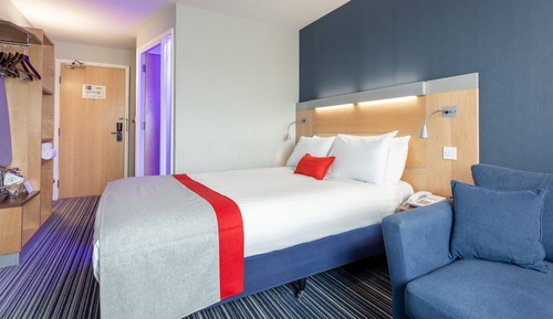 Standardzimmer (with Free Hot Breakfast)