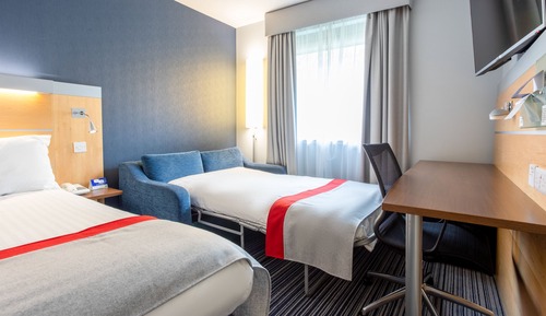 Standardzimmer, 1 Doppelbett und Schlafsofa (with Free Hot Breakfast)