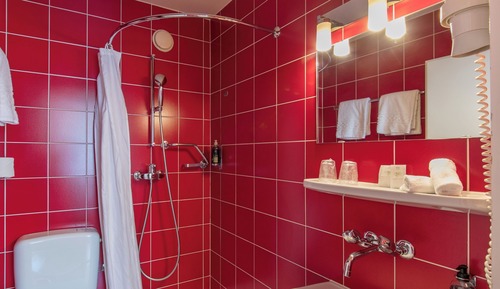 Familien-Vierbettzimmer