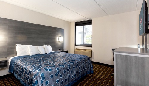 Deluxe-Zimmer, 1 King-Bett, Nichtraucher, Kühlschrank und Mikrowelle