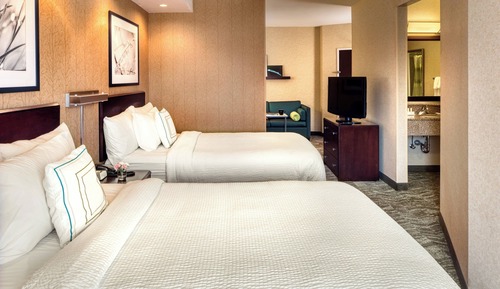 Suite, Mehrere Betten (Mobility Accessible, Tub)