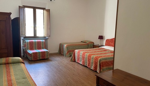 Dreibettzimmer
