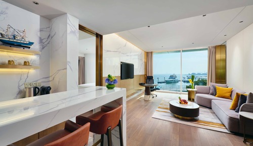 Suite, 1 King-Bett, Zutritt zur Club Lounge (Navigator, High Floor, Lounge)