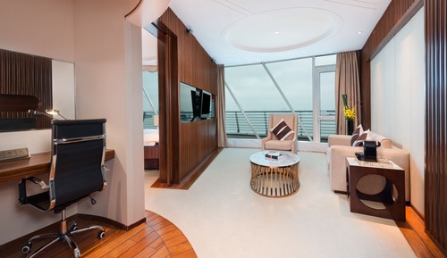 Suite, 1 King-Bett, Zutritt zur Club Lounge (Captain, Lounge Access)