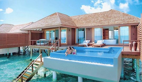 Deluxe Water Villa with Pool 