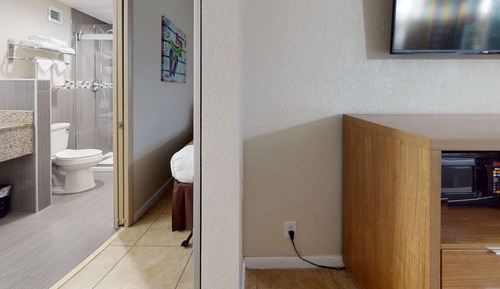 Standard Room, 2 Queen Beds, Garden View, No Pets Allowed