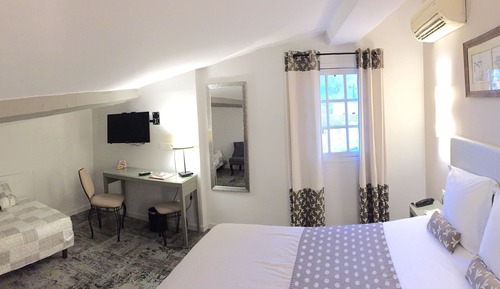 Dreibettzimmer