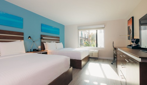 Zimmer, 2 Queen-Betten