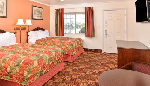 Zimmer, 2 Doppelbetten, Nichtraucher